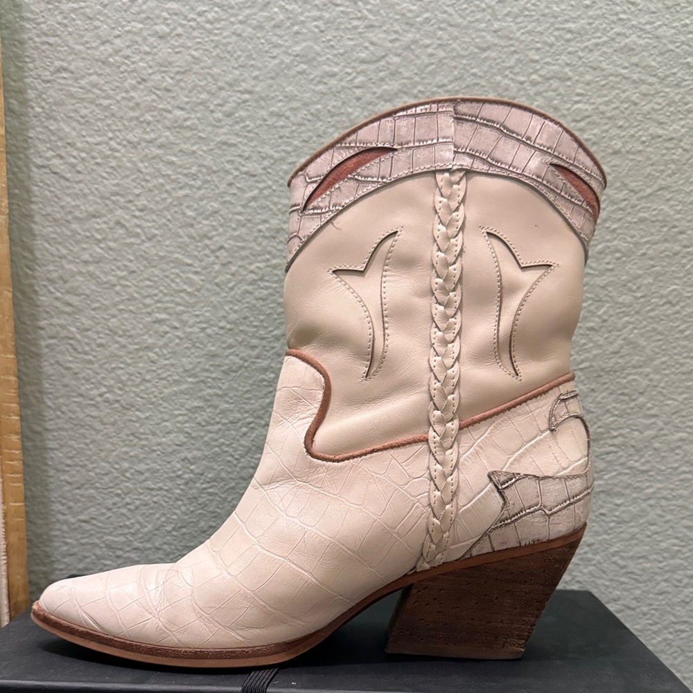 Dolce Vita Beige Croc-Embossed Distressed Heeled Boots